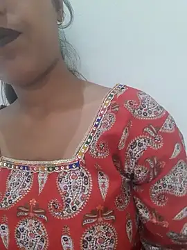 Snapshot of Meenakshi_rajput chatting on June 12, 2026, 5:16 am Meenakshi rajput online show from June 12, 2026, 5:16 am