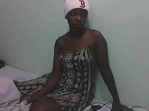 Rhina01 online show from June 6, 2026, 9:42 pm