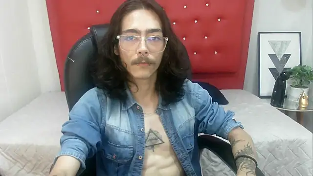 bigcock robert online show from June 20, 2026, 7:41 pm