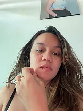 Emma Jonas online show from June 18, 2026, 6:02 pm