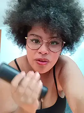Lolacurly69 online show from June 11, 2026, 4:04 pm