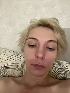 Blondice ann online show from July 25, 2026, 3:07 pm