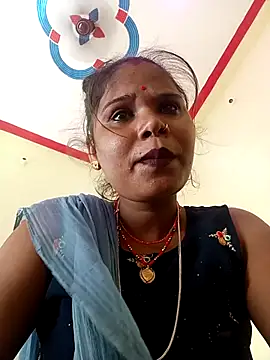 Snapshot of Rashi_hote chatting on July 15, 2026, 8:54 am Rashi hote online show from July 15, 2026, 8:54 am