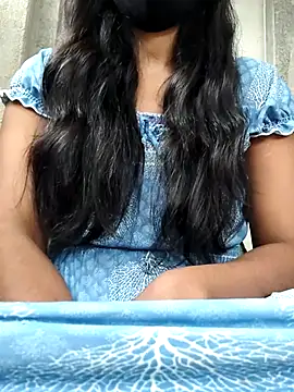Snapshot of Tanvi-j chatting on July 10, 2026, 4:56 am Tanvi-j online show from July 10, 2026, 4:56 am