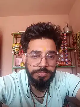 Desindianbull69 online show from June 9, 2026, 9:32 am