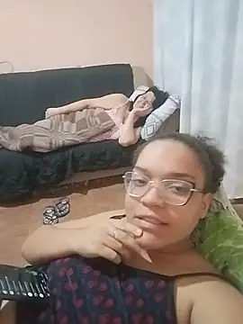 Esquetadinhas online show from July 10, 2026, 12:32 am