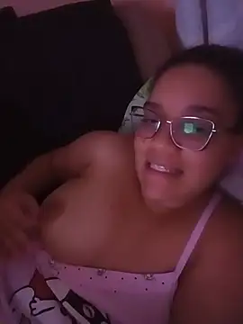 Esquetadinhas online show from August 4, 2026, 5:34 am