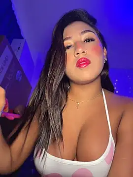 LunaStar VIP online show from July 2, 2026, 10:05 pm