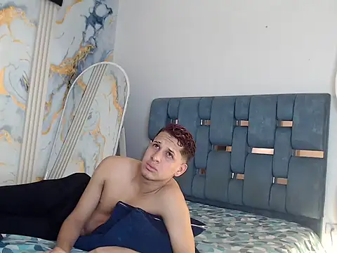 Thick cock guys online show from June 17, 2026, 7:24 pm