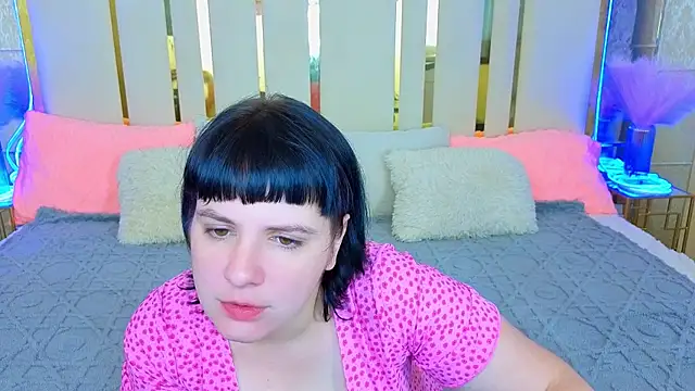 KatrinMilly online show from July 9, 2026, 5:41 am