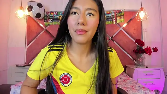 Snapshot of Carla_Alvez chatting on June 23, 2026, 2:26 pm Carla Alvez online show from June 23, 2026, 2:26 pm