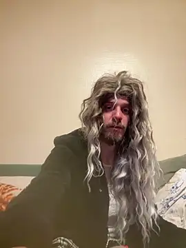 steph-travesti online show from June 9, 2026, 1:50 am
