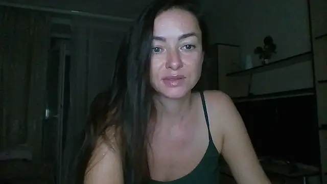 Mia Salamanka online show from July 26, 2026, 2:13 pm