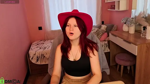 Fox  Cute online show from August 2, 2026, 1:04 am