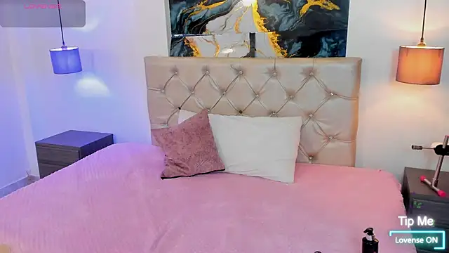 Miss Kloee online show from June 29, 2026, 7:13 pm