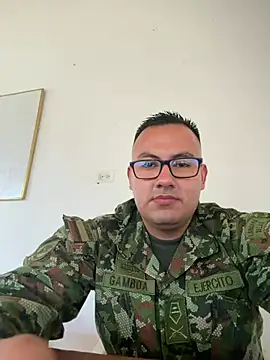 Snapshot of jonny_mili chatting on July 7, 2026, 2:42 pm jonny mili online show from July 7, 2026, 2:42 pm