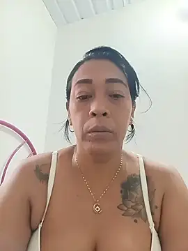 candelahot10 online show from July 9, 2026, 1:21 pm