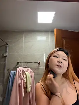 Xiaxia 1227 online show from June 11, 2026, 10:18 pm