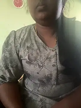 SUBHA2828 online show from June 30, 2026, 4:34 am
