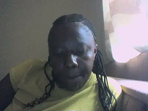 laula3030 online show from June 19, 2026, 5:24 am
