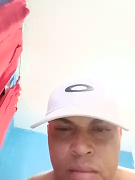 VitorBDote23cm online show from June 17, 2026, 12:11 am