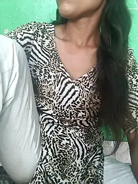 Cute Merry   online show from July 10, 2026, 10:48 am