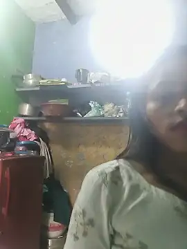 Cute Merry   online show from June 20, 2026, 5:45 am