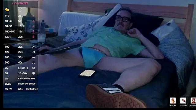 Snapshot of KinkyStacheDaddy chatting on August 5, 2026, 9:31 pm KinkyStacheDaddy online show from August 5, 2026, 9:31 pm