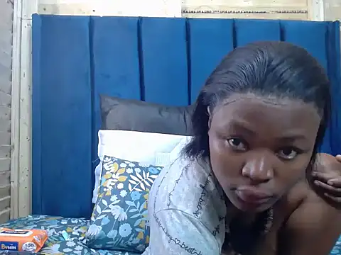 Crazybitchxx online show from June 12, 2026, 12:14 pm