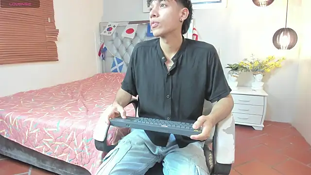 Jake Falcon online show from June 19, 2026, 11:27 am