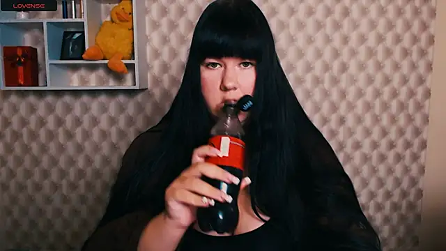 BabyTaera7 online show from July 6, 2026, 7:26 am