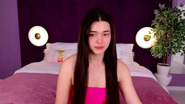 MaddieMeyer online show from July 9, 2026, 3:40 am