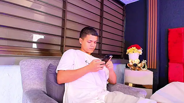 JulianSterling    online show from June 13, 2026, 7:34 pm