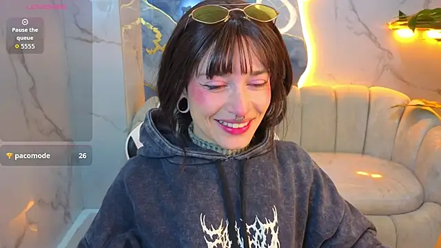 Lily Tx online show from July 28, 2026, 12:48 pm