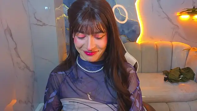 Lily Tx online show from June 17, 2026, 12:37 pm