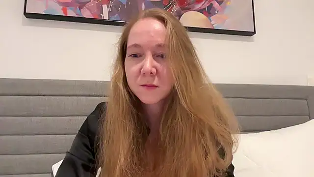 deineluisa online show from June 17, 2026, 5:34 pm