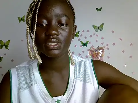 petiteebony254 online show from June 16, 2026, 6:52 pm