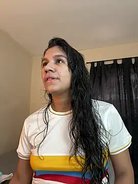 Veronica M online show from June 27, 2026, 6:14 pm