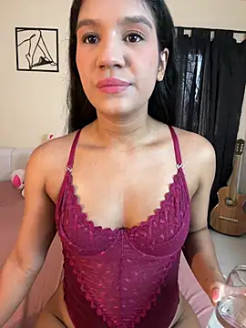 Veronica M online show from July 2, 2026, 6:14 pm