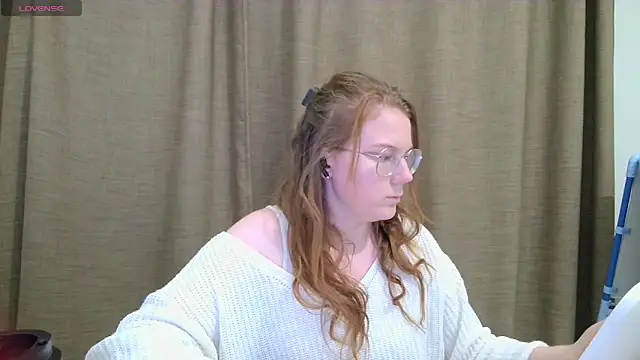 AlisaAbby online show from June 20, 2026, 7:30 pm