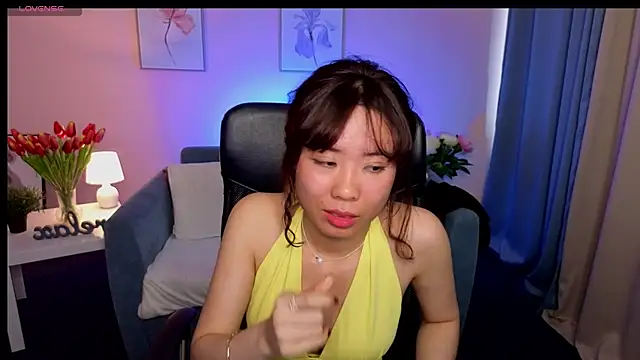 MyRebecca online show from June 17, 2026, 12:15 pm