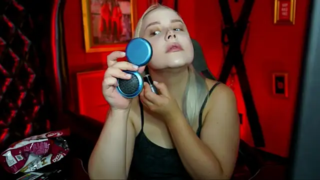 stellawatts online show from July 7, 2026, 8:07 am