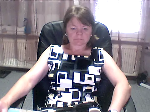 MoonLady40 online show from June 24, 2026, 8:46 am