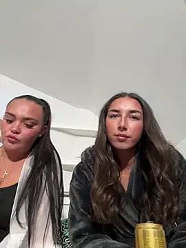 Snapshot of GraceHughesxo chatting on June 19, 2026, 9:42 pm GraceHughesxo online show from June 19, 2026, 9:42 pm