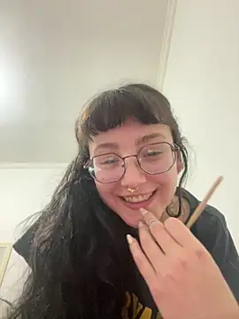 jinixxxs online show from June 12, 2026, 9:56 pm