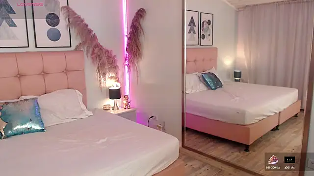 Marilyn Rosex online show from July 22, 2026, 3:30 am