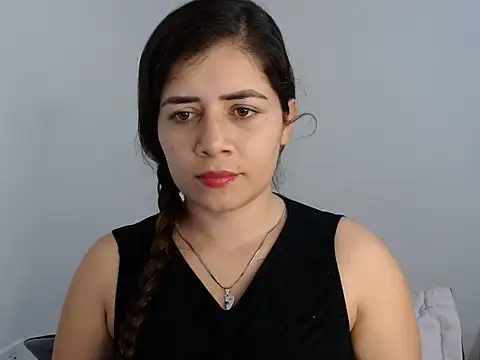 Snapshot of Luna_zoe chatting on June 19, 2026, 8:36 pm Luna zoe online show from June 19, 2026, 8:36 pm