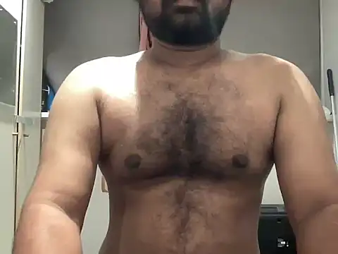 bobgot17cm online show from July 5, 2026, 10:27 pm