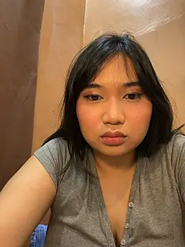 plum sexy online show from June 14, 2026, 9:21 am