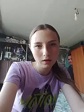 DonnaMayer online show from June 22, 2026, 11:29 am
